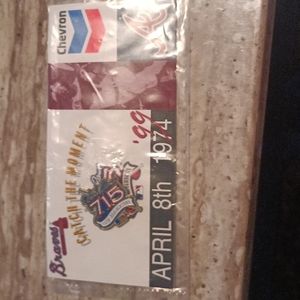 Hank Aaron Chevron pin